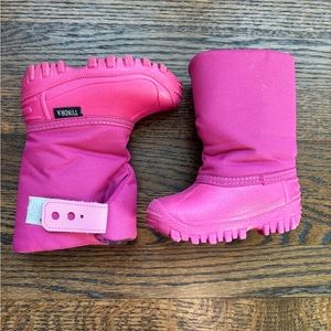 Tundra Toddler/Baby Girls Pink Snow Boots. Size 5.